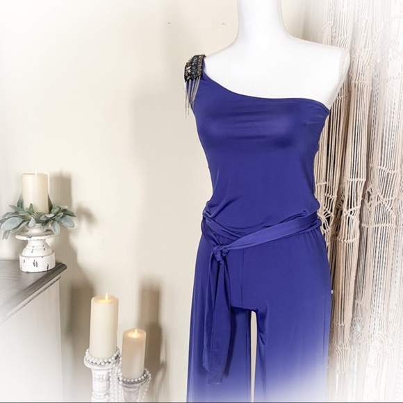 NEW Guess Beaded One Shoulder Wide Leg Jumpsuit - Picture 1 of 8
